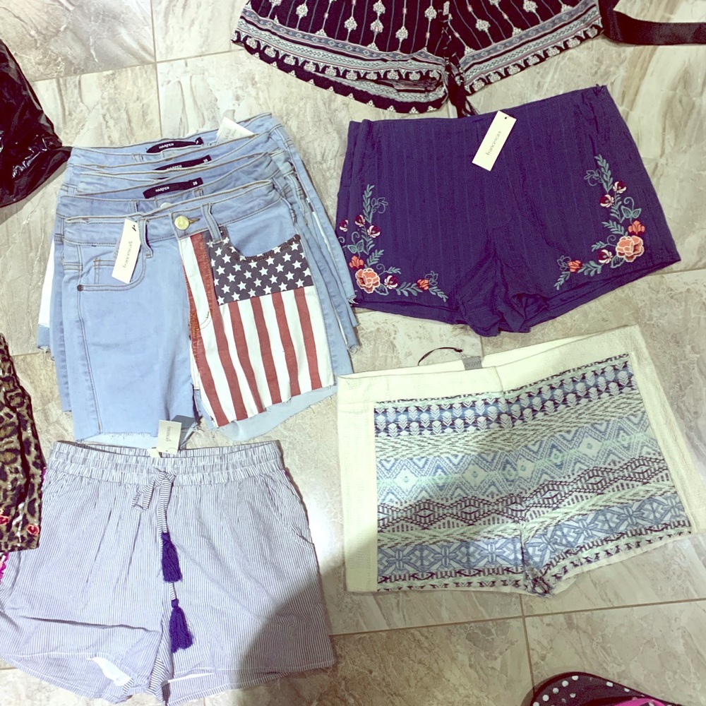 Brand NEW FRANCESCA SHORTS